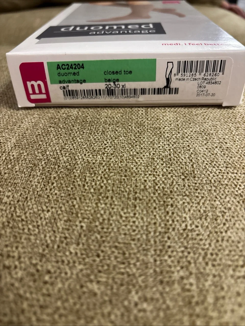 Duomed Advantage20-30 mmHg Closed-Toe knee hi Compression Stocking Beige (medi)